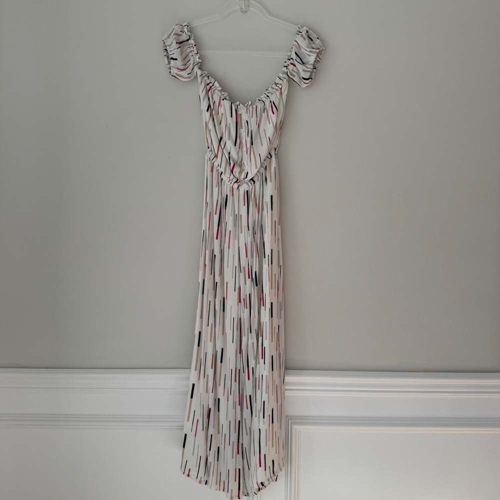 Lulu’s White Off‎ Shoulder Jumpsuit Sz S - Picture 2 of 11